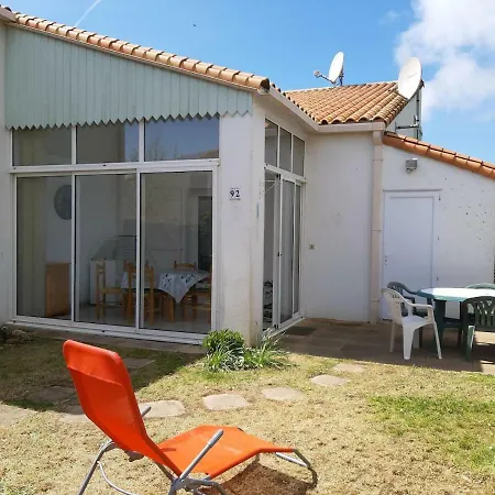 Maison Dans Avec Piscine Proche De La Mer Prázdninový dům *