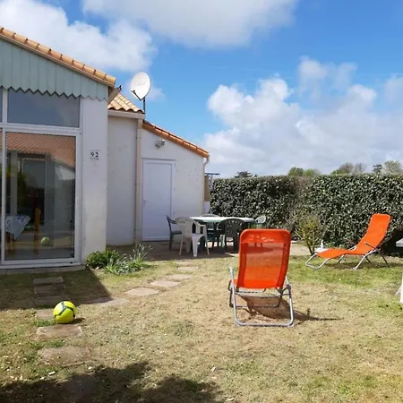 Maison Dans Avec Piscine Proche De La Mer Prázdninový dům *